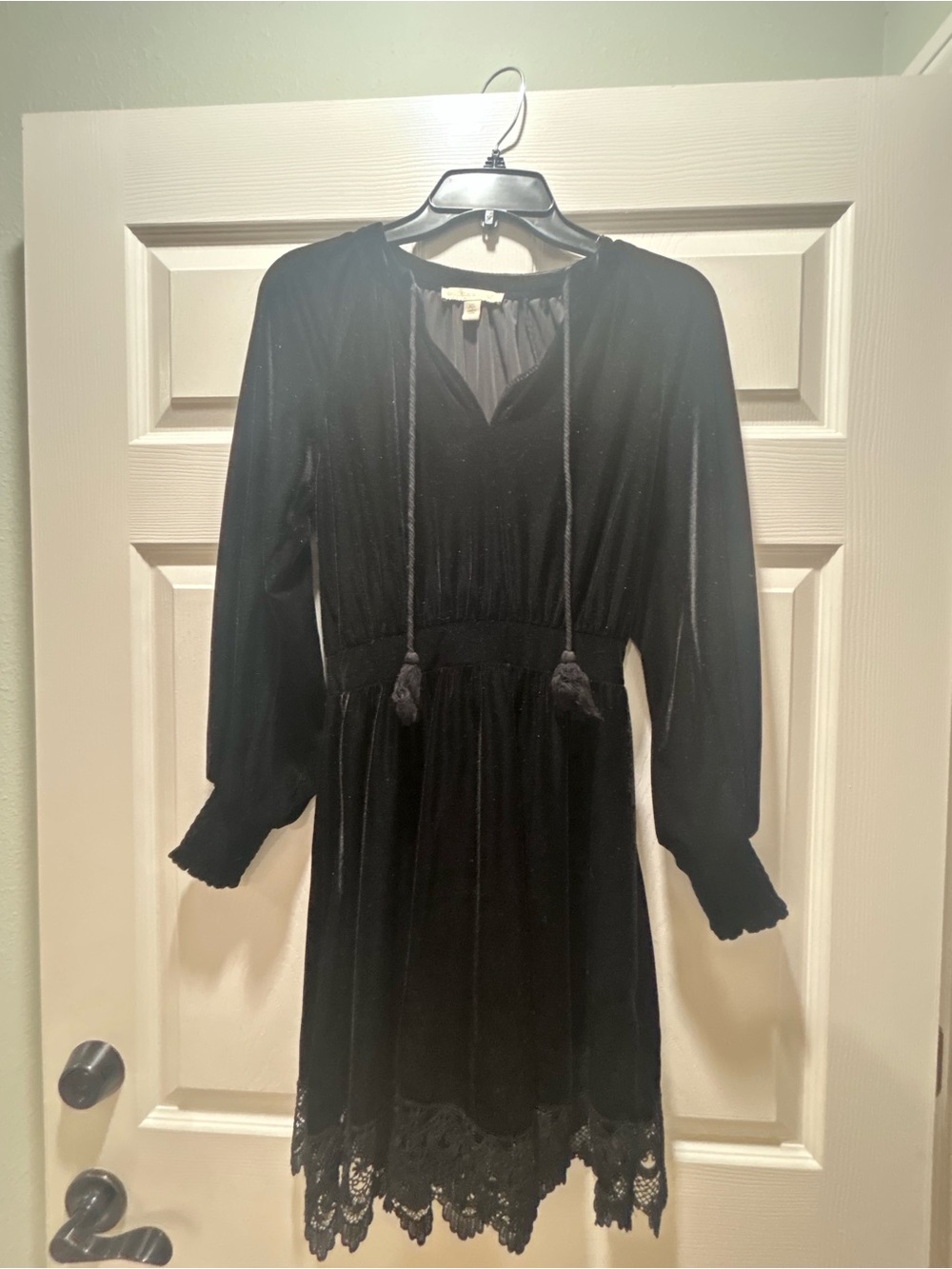 Chelsea & Violet Black Long-Sleeve Velvet Dress with Tassel Ties